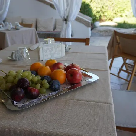 Li Petri Manni Bed & Breakfast